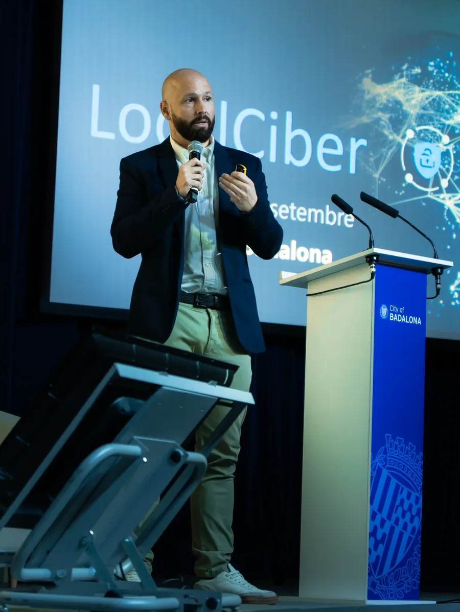 Ponencia sobre gobierno del dato en las administraciones públicas en LocalCiber 2026